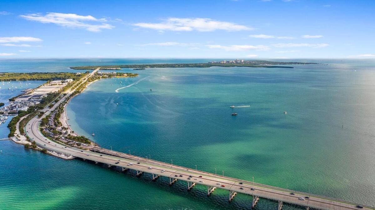 Apartment Ocean View 3br Penthouse Brickell
