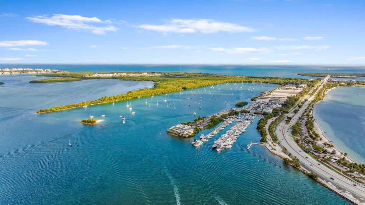 Ocean View 3br Penthouse Brickell *